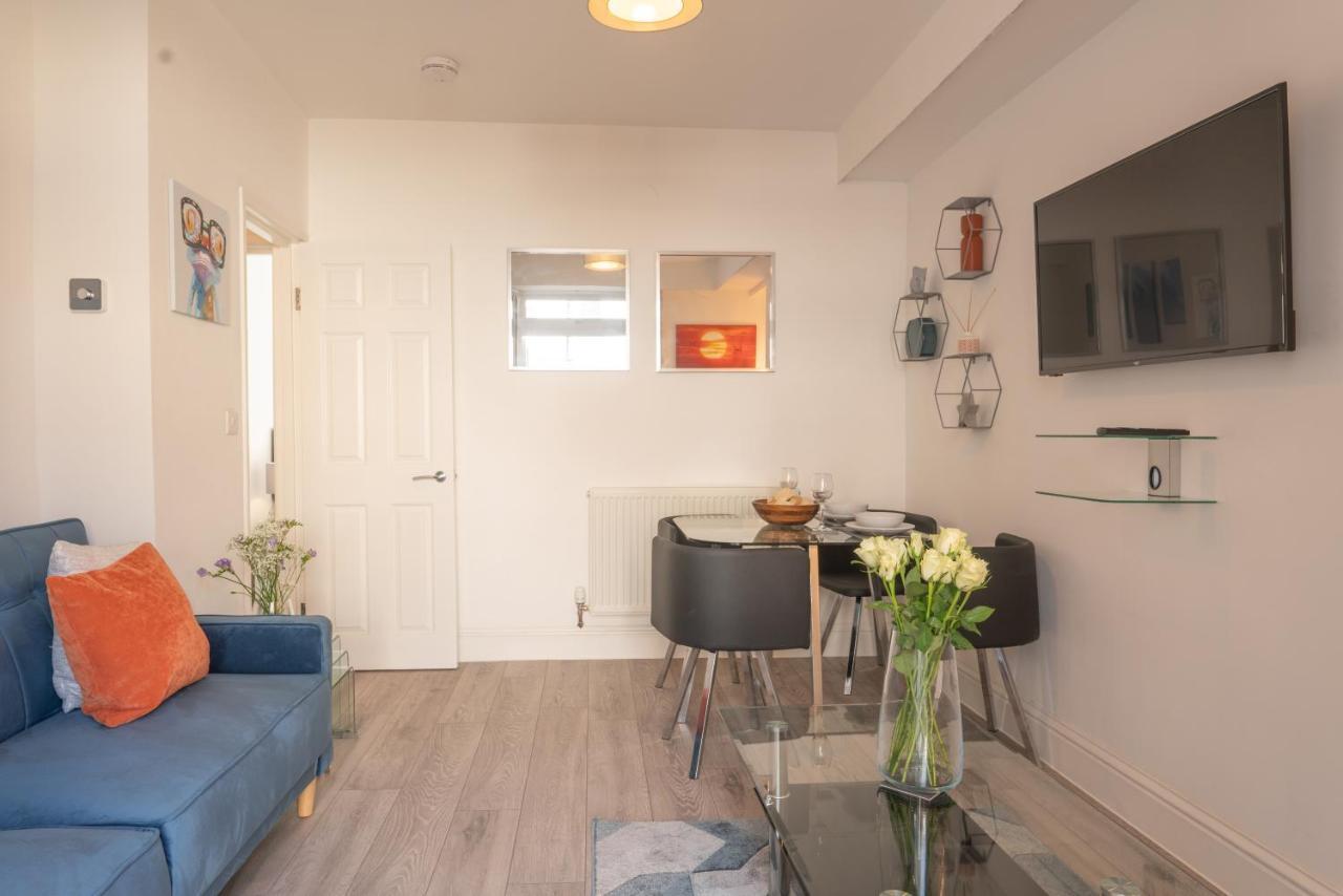 Highfield House - 1 Bed-Sleeps 2-Tjs20Hh Apartment Ilfracombe Exterior photo